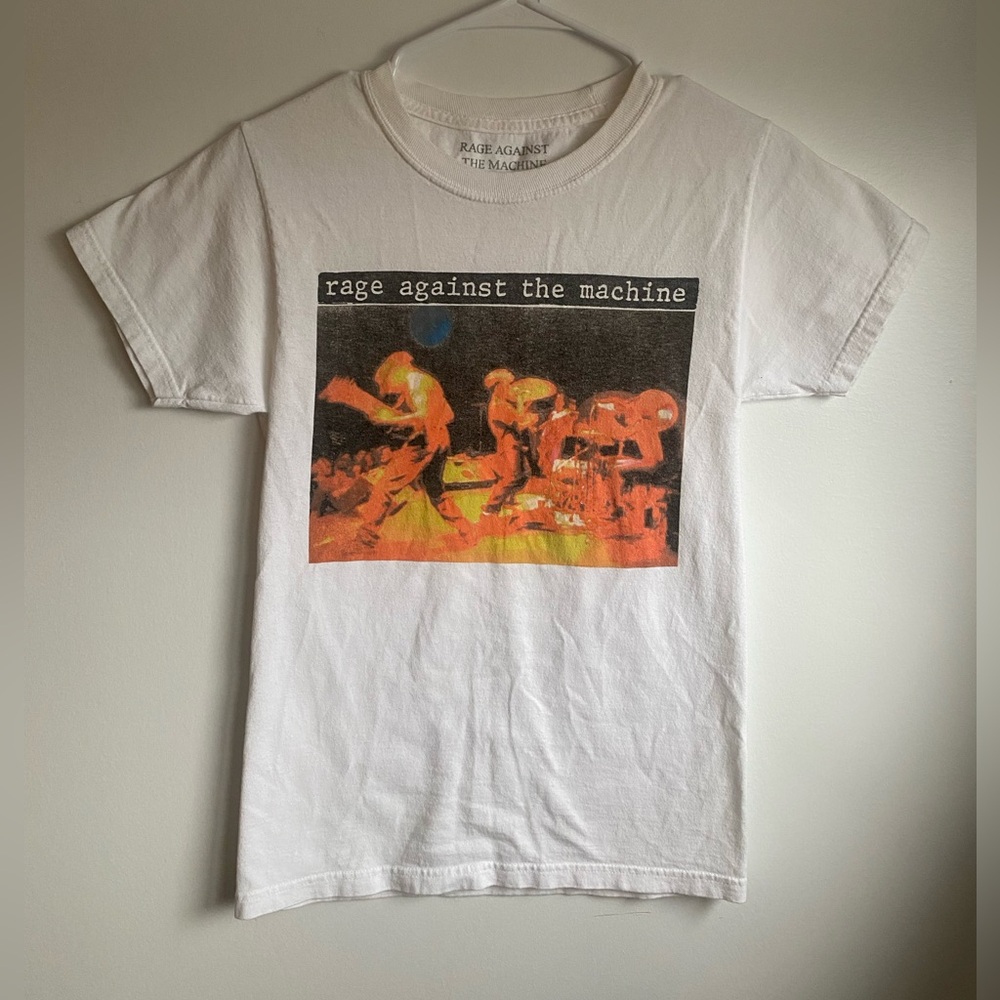 Rage Against The Machine Hot Topic tee shirt metal punk rock
